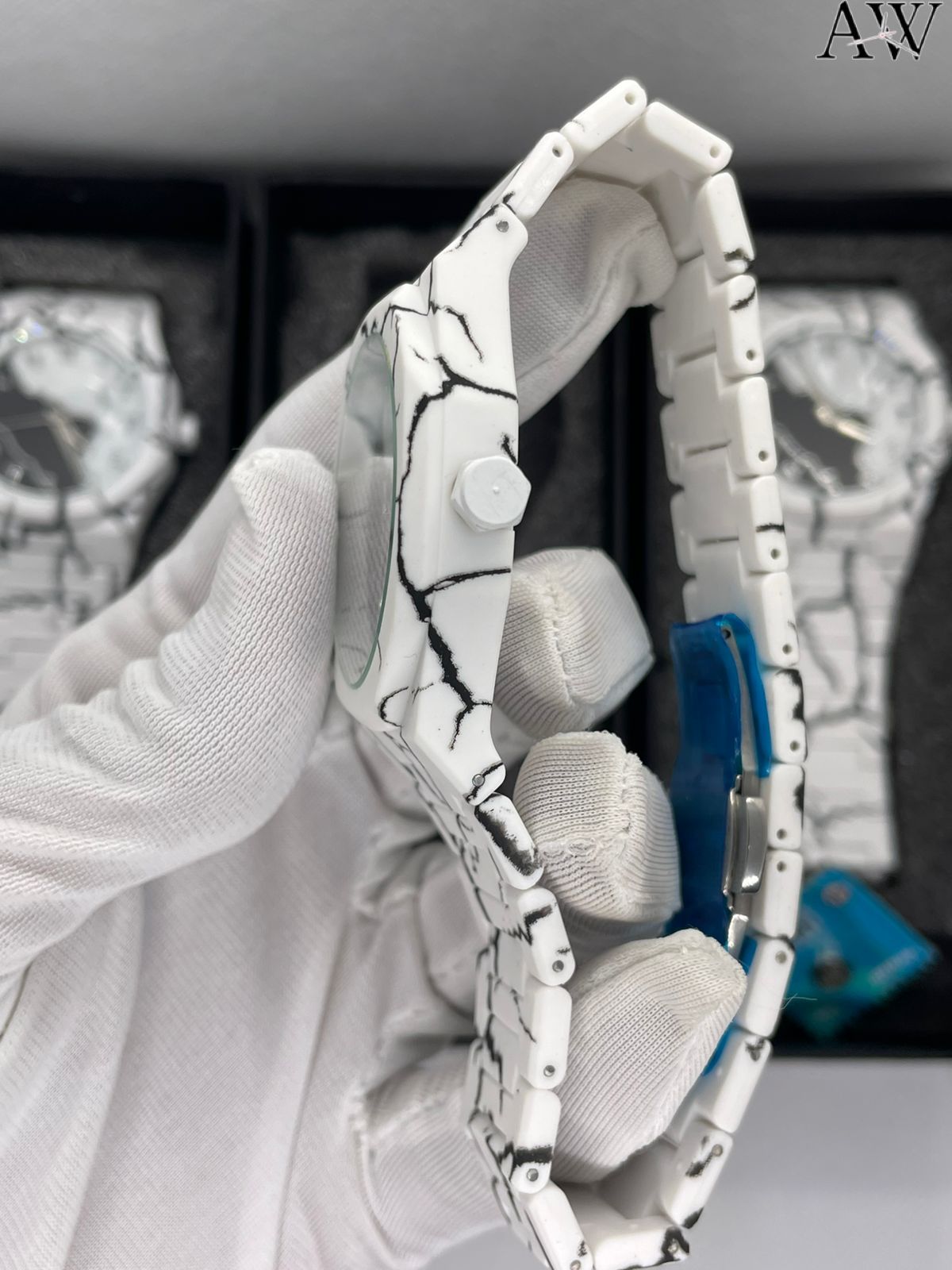 High Quality Chain Watch for Boys and Mans and Buy 1 get 1 Free