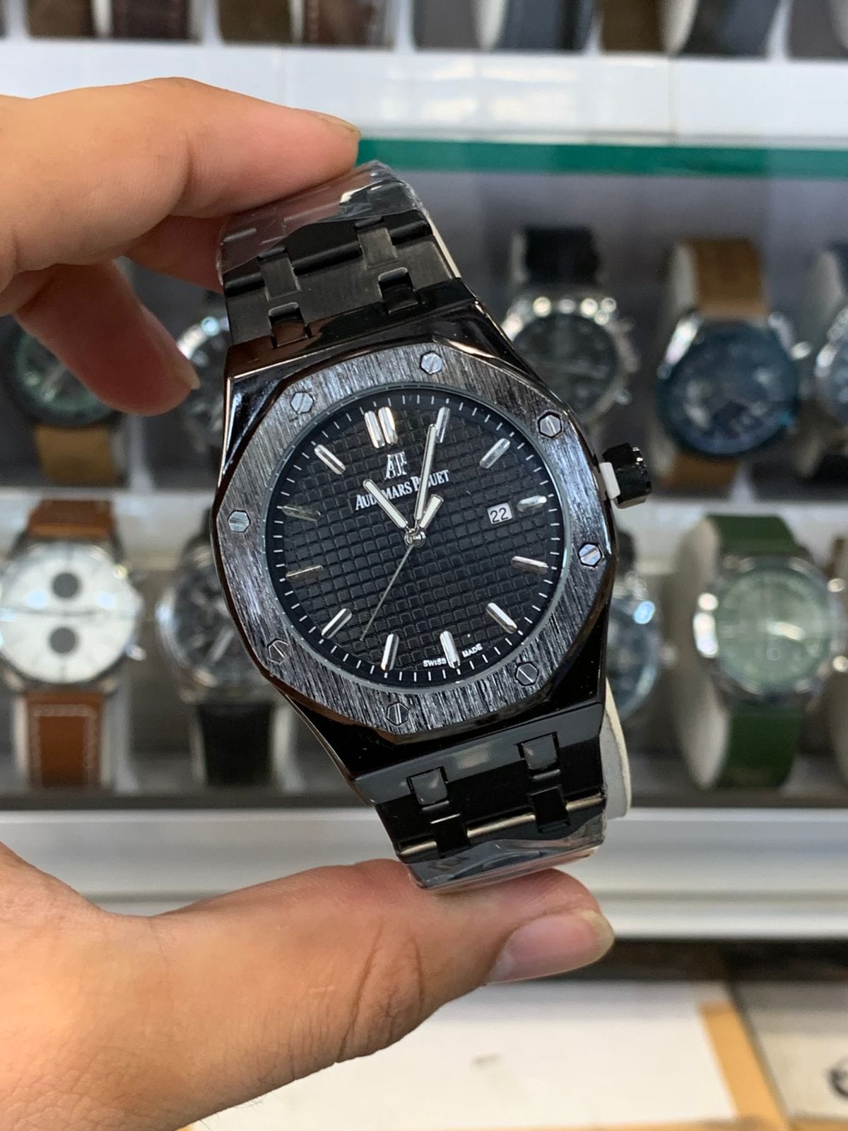 High Quality Chain Watch For Mens and Boys Date Working