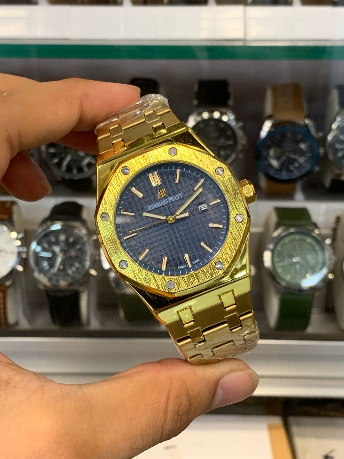 High Quality Chain Watch For Mens and Boys Date Working